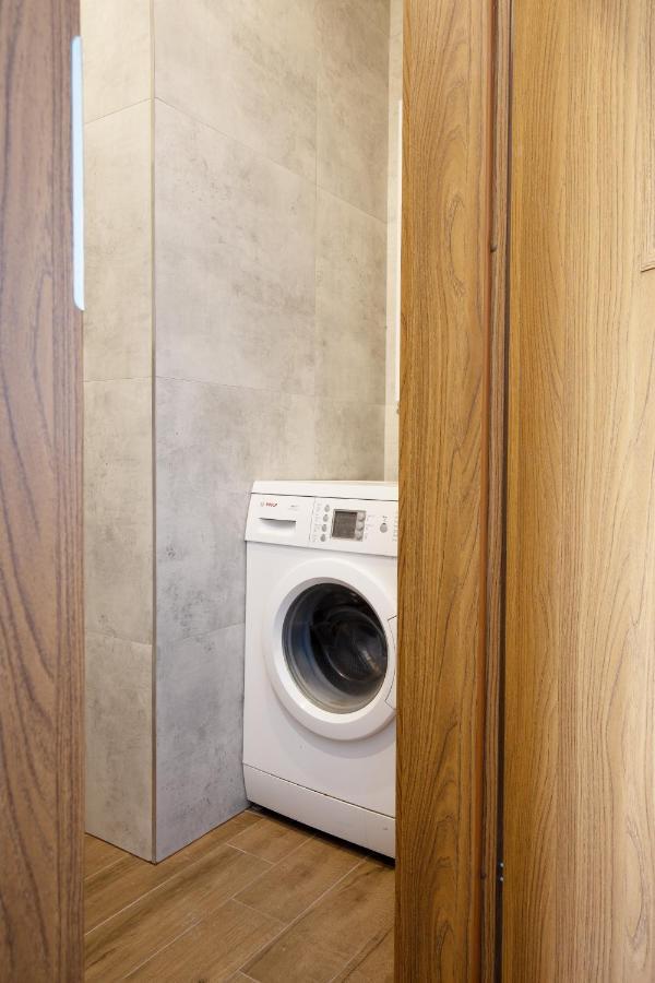 Royal Aparthotel Piotrkowska 33 وودج المظهر الخارجي الصورة